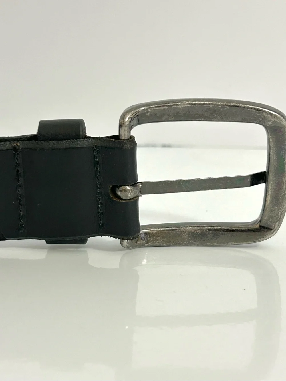 LL Bean Classic Black Leather Men's Belt with Silver Buckle Made in UK